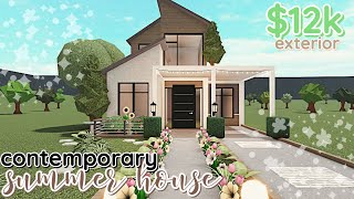 Summer Contemporary Bloxburg House Build: 2 Story Exterior *WITH VOICE*