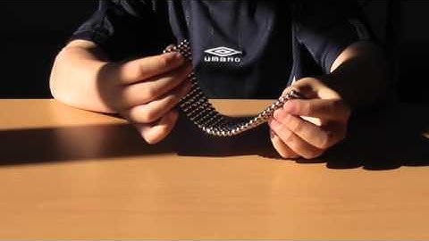 How to make a Triangle out of a Neocube