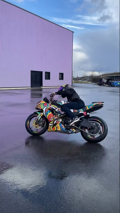 Drifty Rainy 🌧️ #stunt #bikergirl #bike #motorcycle #moto #drift #stuntrider #ride