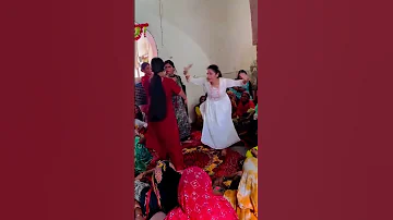نازیه اقبال سندره 