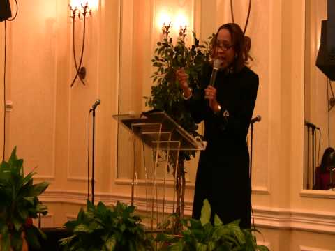 Pastor Wanda Fraizer- Parker at ICM Convocation 09