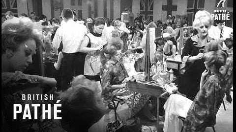Vidal Sassoon Shows Skills (1967)