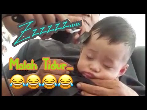 Bayi  Potong  Rambut  Sampe Tidur di  Barber Shop YouTube