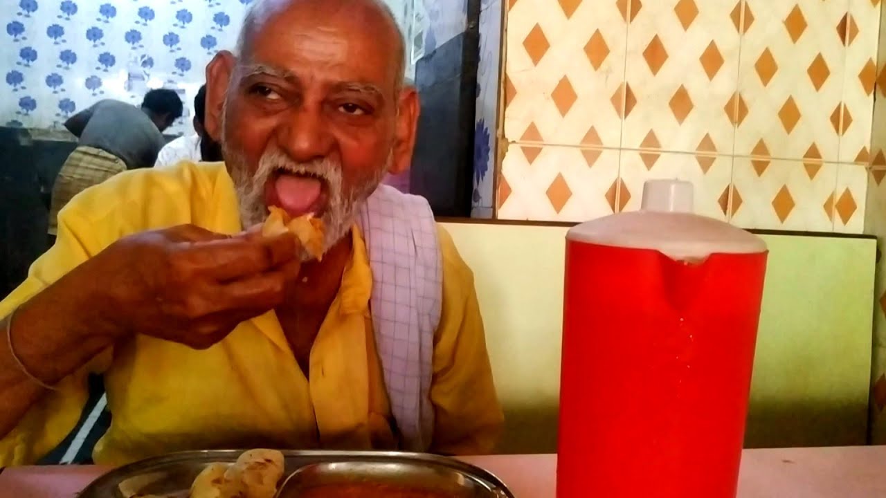 amazing-old-guy-eating-breakfast-with-funny-moments-youtube