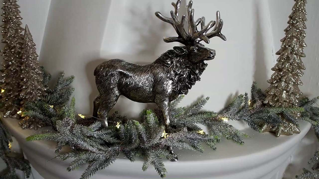 Winter decoration   Fireplace mantel