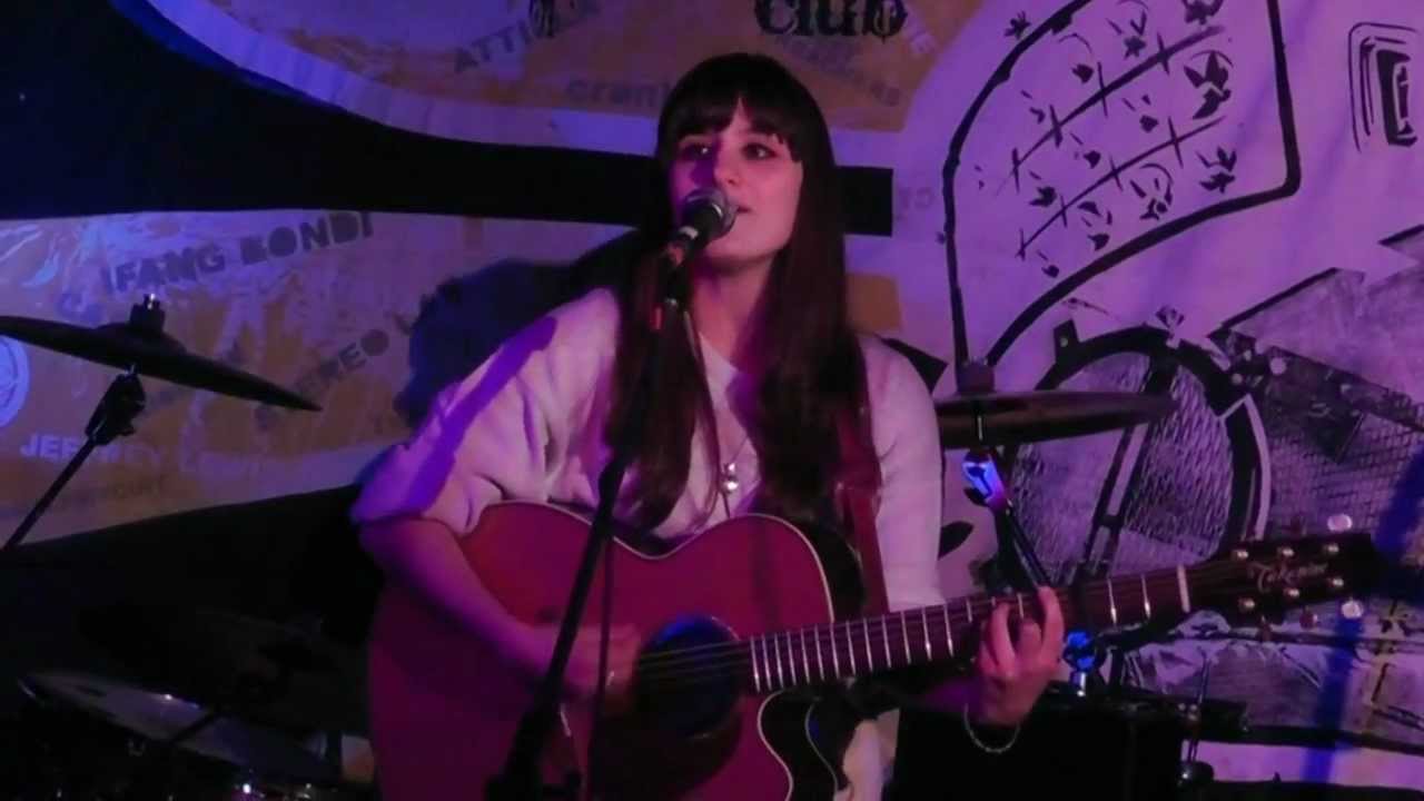 Ellen and the Escapades - All the Crooked Scenes - Hull Adelphi - 30/03/13