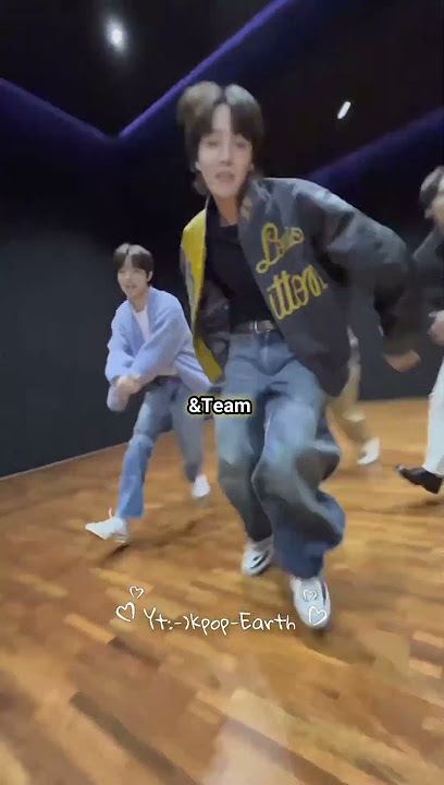 Just hybe family doing the on the street challenge with jhope✨#bts #kpop #jhope