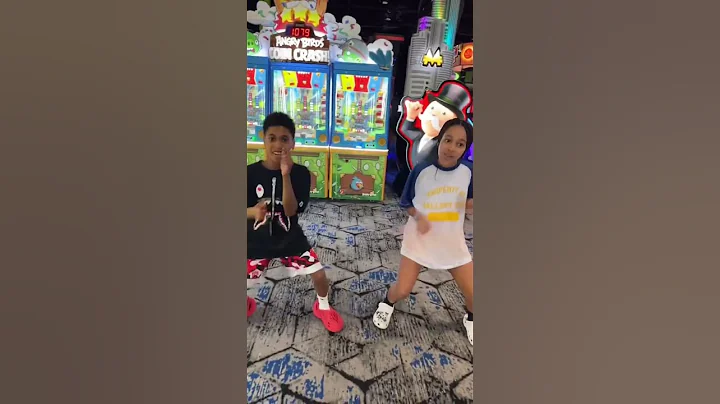 Real Smooth with @ElisWorld7 😎🔥 #dancechallenge