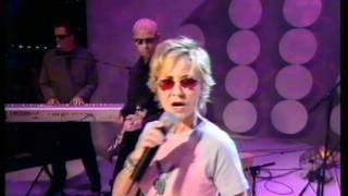 Lulu - Where The Poor Boys Dance (Top Of The Pops, 17.03.2000) chords