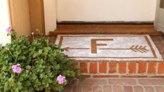 How to Create a Monogrammed Doormat || KIN DIY