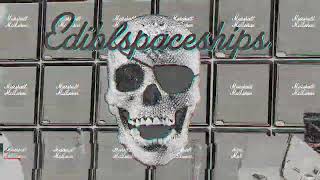 Ediblspaceships Hoicked Up Into Full View ...