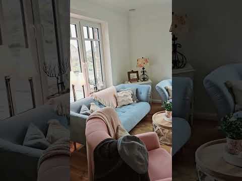 Jak połączyć salon i jadalnię? Aranżacja z drzwiami dwuskrzydłowymi #renodrzwi