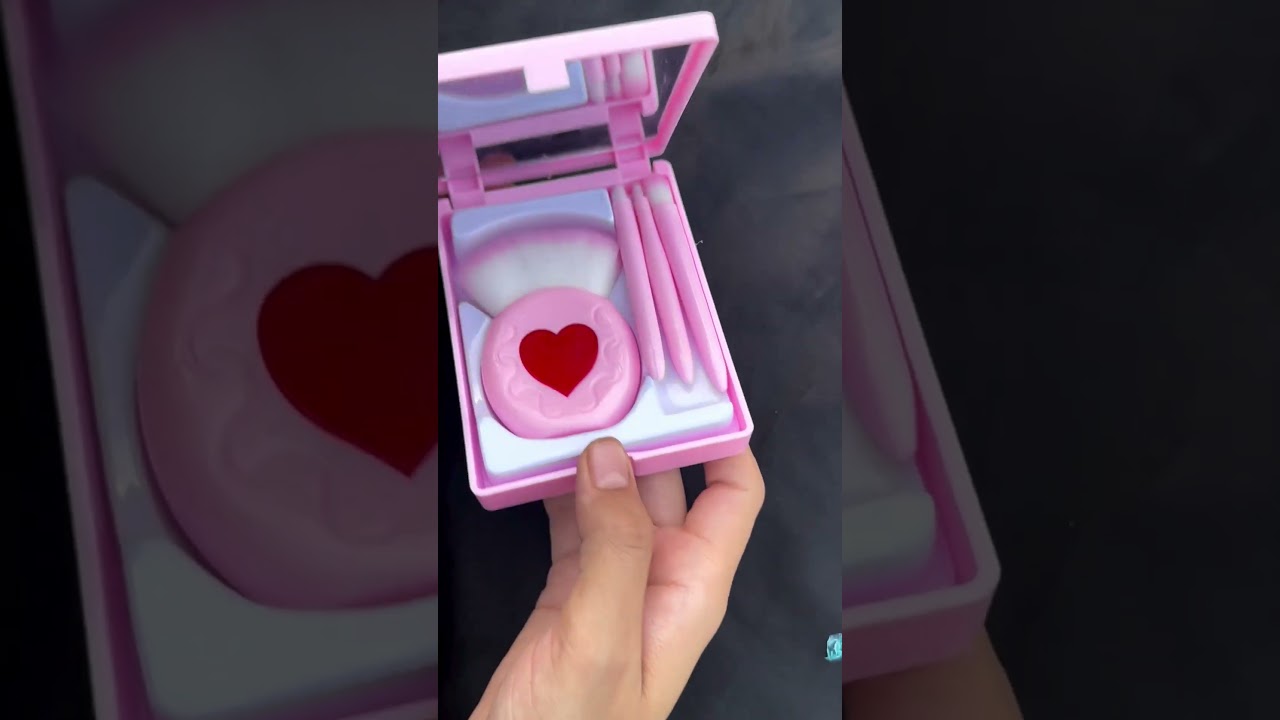 Pink heart 💜❤️ 🪥🖌️ brush set available 