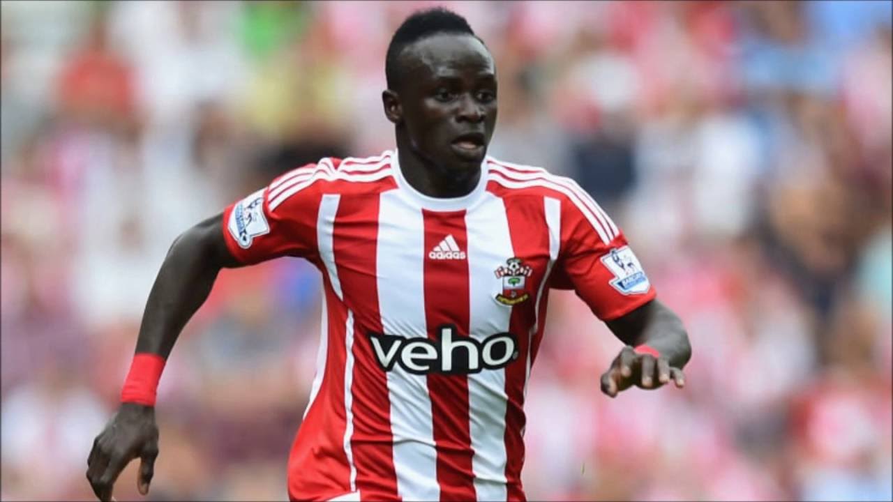 Moussa dembele and sadio mane face and hair - YouTube