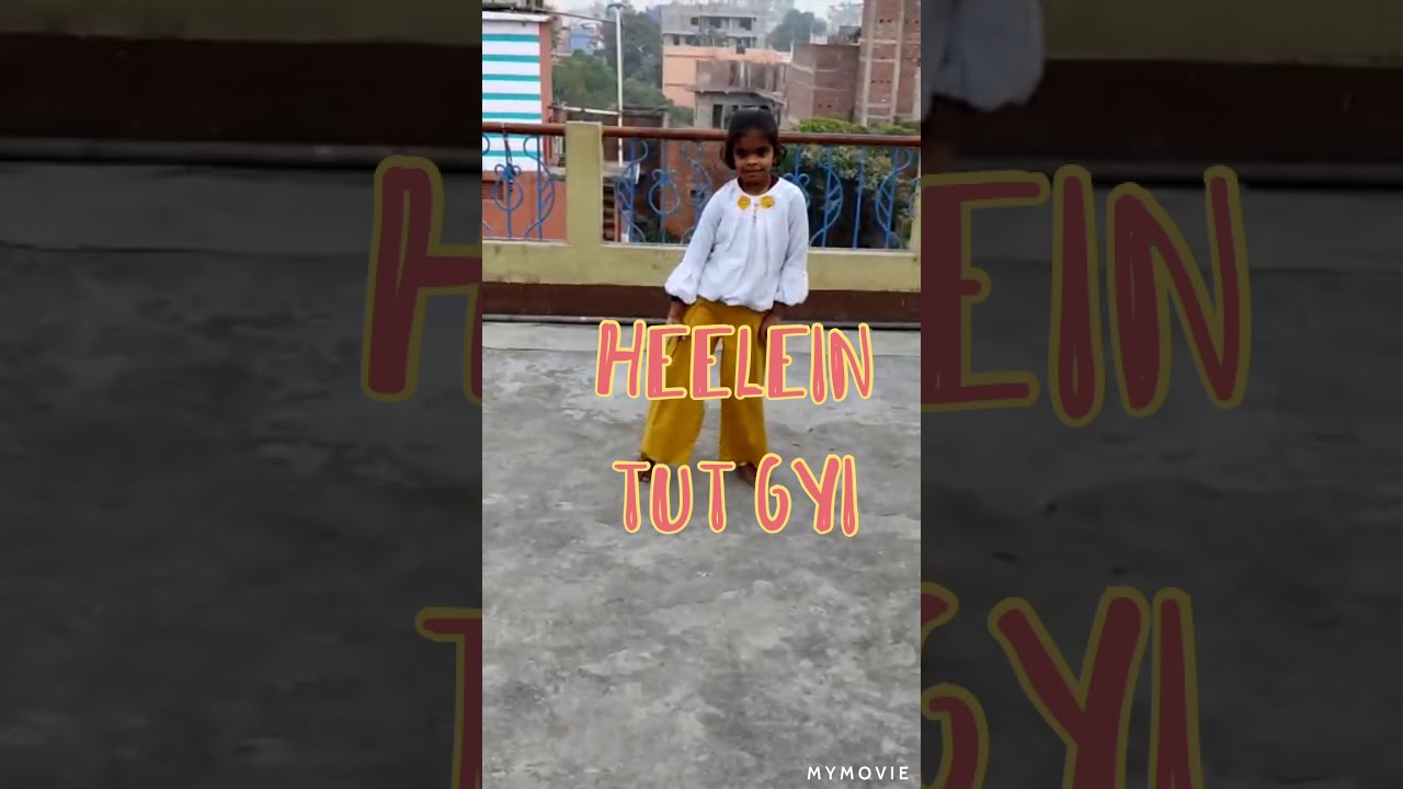 Heelein tut gyi💕👠👠👢👢