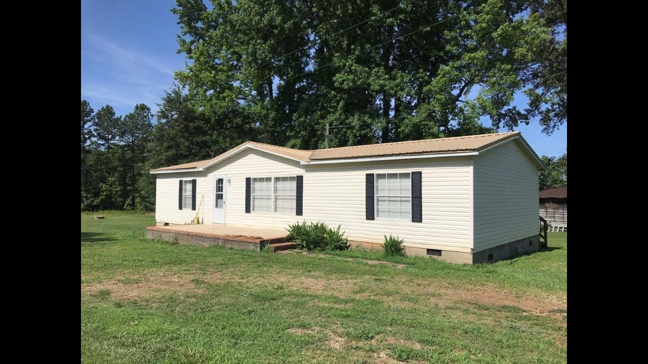 325 Moores Dr., Boydton, VA 23917