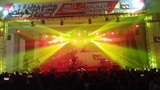 Download Lagu KILLING ME INSIDE FT. AIU - INTRO + MOVING ON (LIVE INDIE CLOTHING CARNIVAL JOGJA 2017) MP3