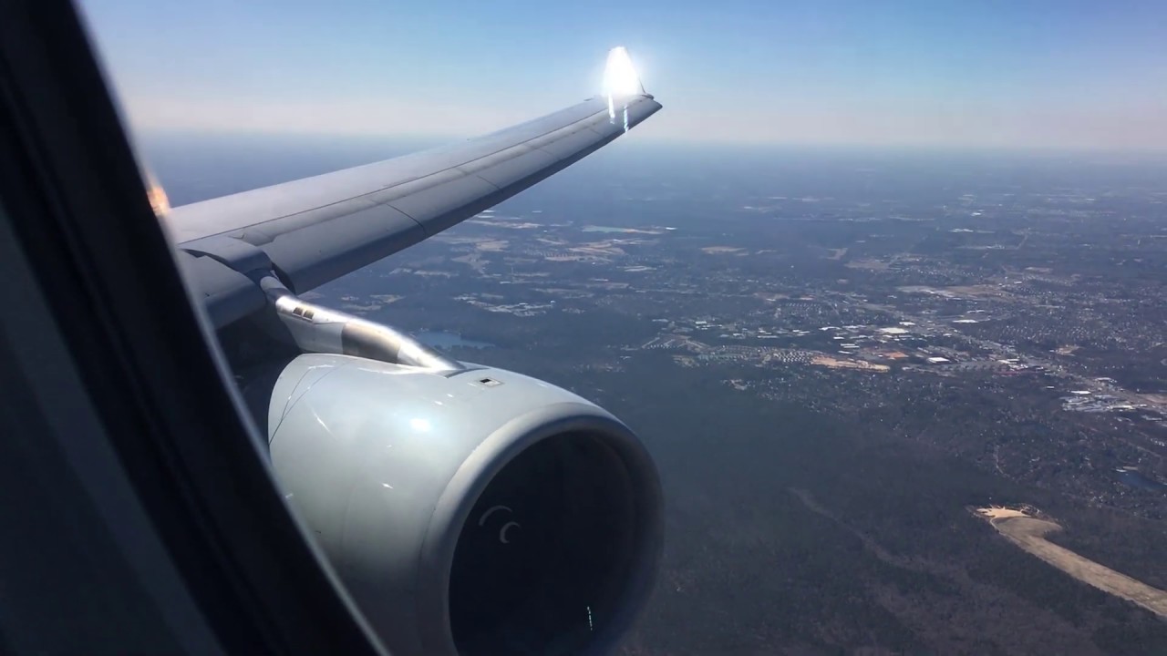 American Airlines Airbus A330-200 Landing + Taxi at Philadelphia International Airport
