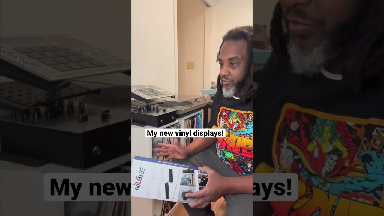 Assembling Niubee Vinyl Displays 