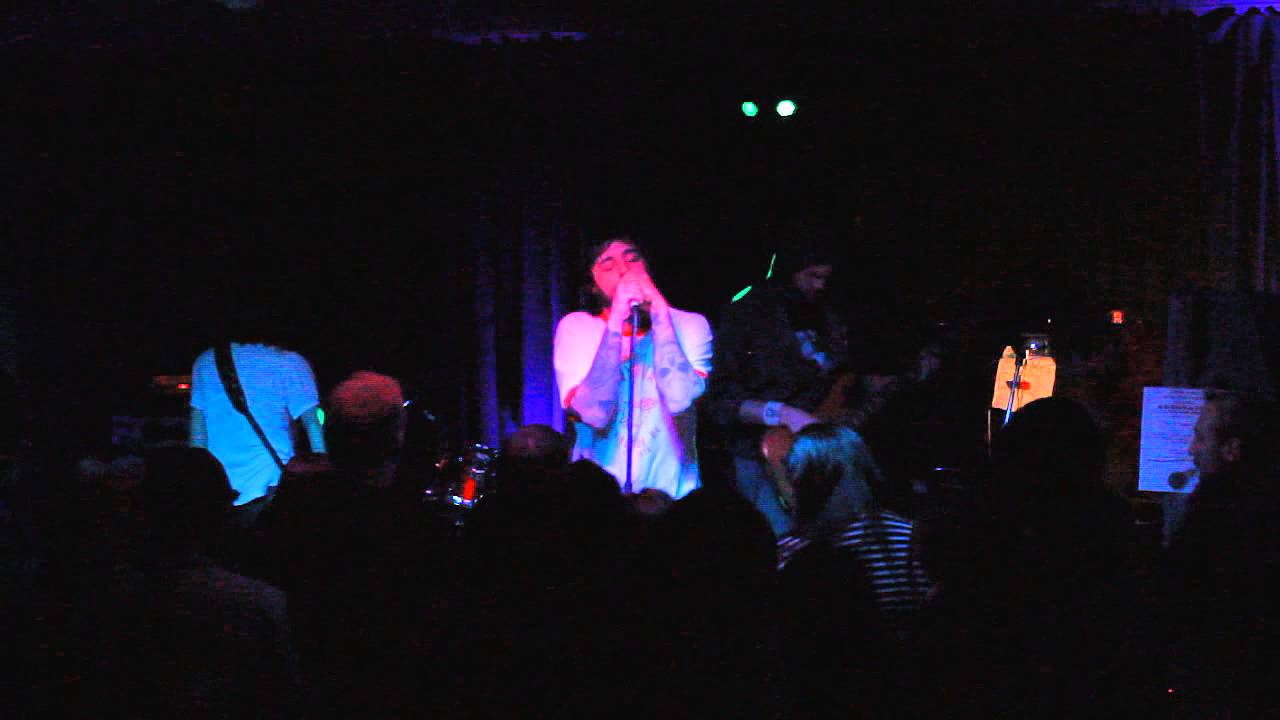 Coldread - Pushing Away - Live At Michael's