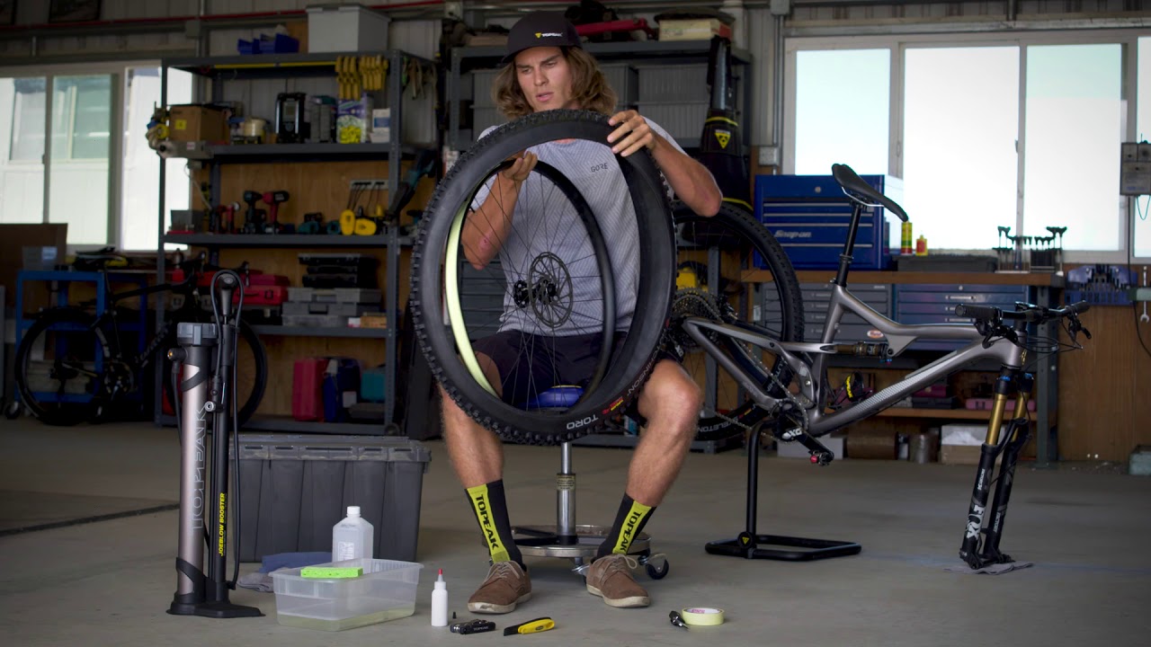TOPEAK - How to Install Tubeless Tire with JoeBlow Booster 