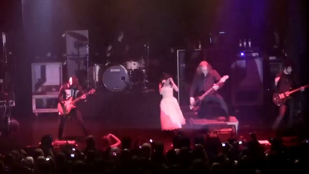 Flyleaf - Memento Mori Tour - Beautiful Bride (live) - Gramercy Theater New York