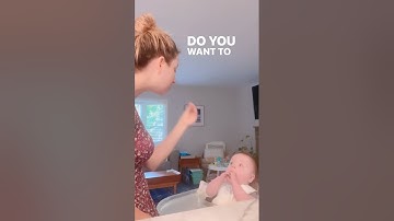 This is how we practice signing! Teach your 👶🏼 sign language, it’s so beneficial!