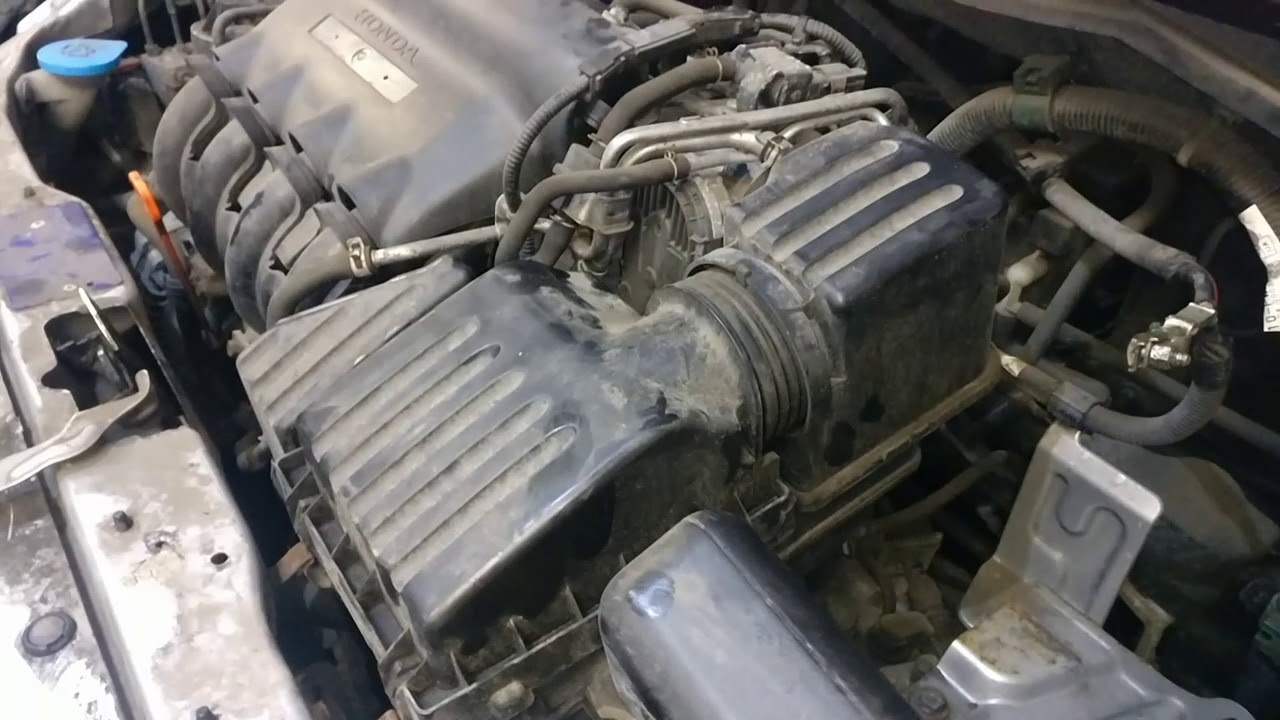 How to remove the air filter box Honda Jazz? YouTube