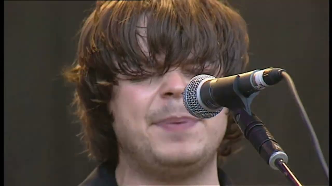 Supergrass - Pumping On Your Stereo (Glastonbury Anthems)