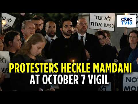 WATCH: NYC Mayor Mamdani Booed With ‘Traitor!’ Chants At October 7 Vigil | N18G
