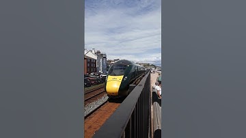 GWR Class 802 Train at Dawlish! 😄🚄 #GWR #DAWLISH #TRAINS