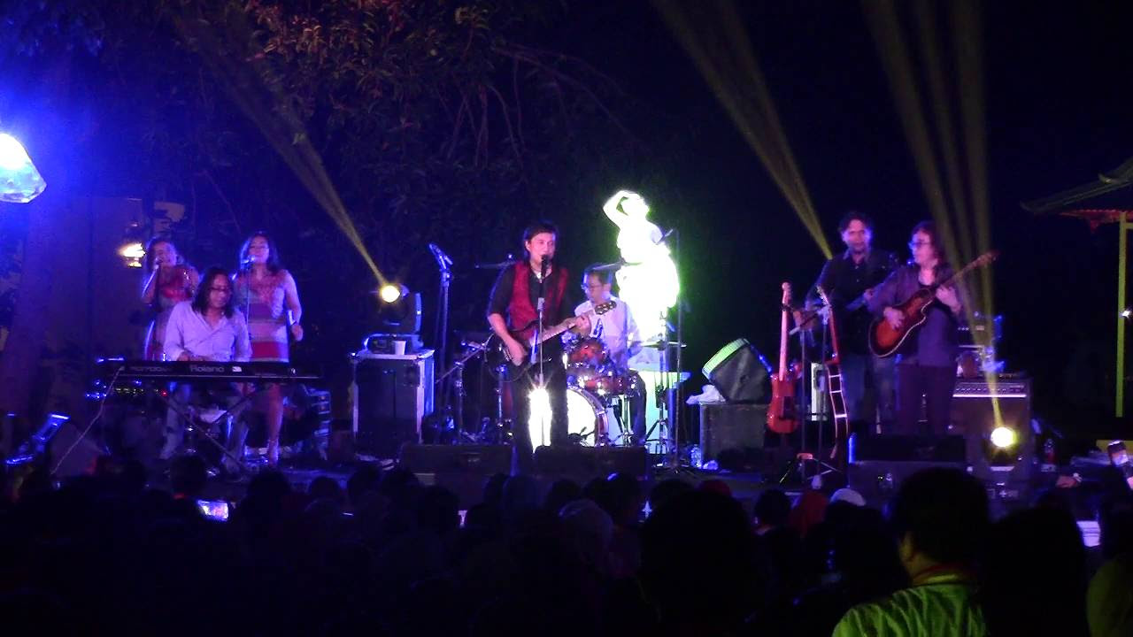 KLa Project - Gerimis (Live Akustik di Keraton Kasunanan Surakarta)