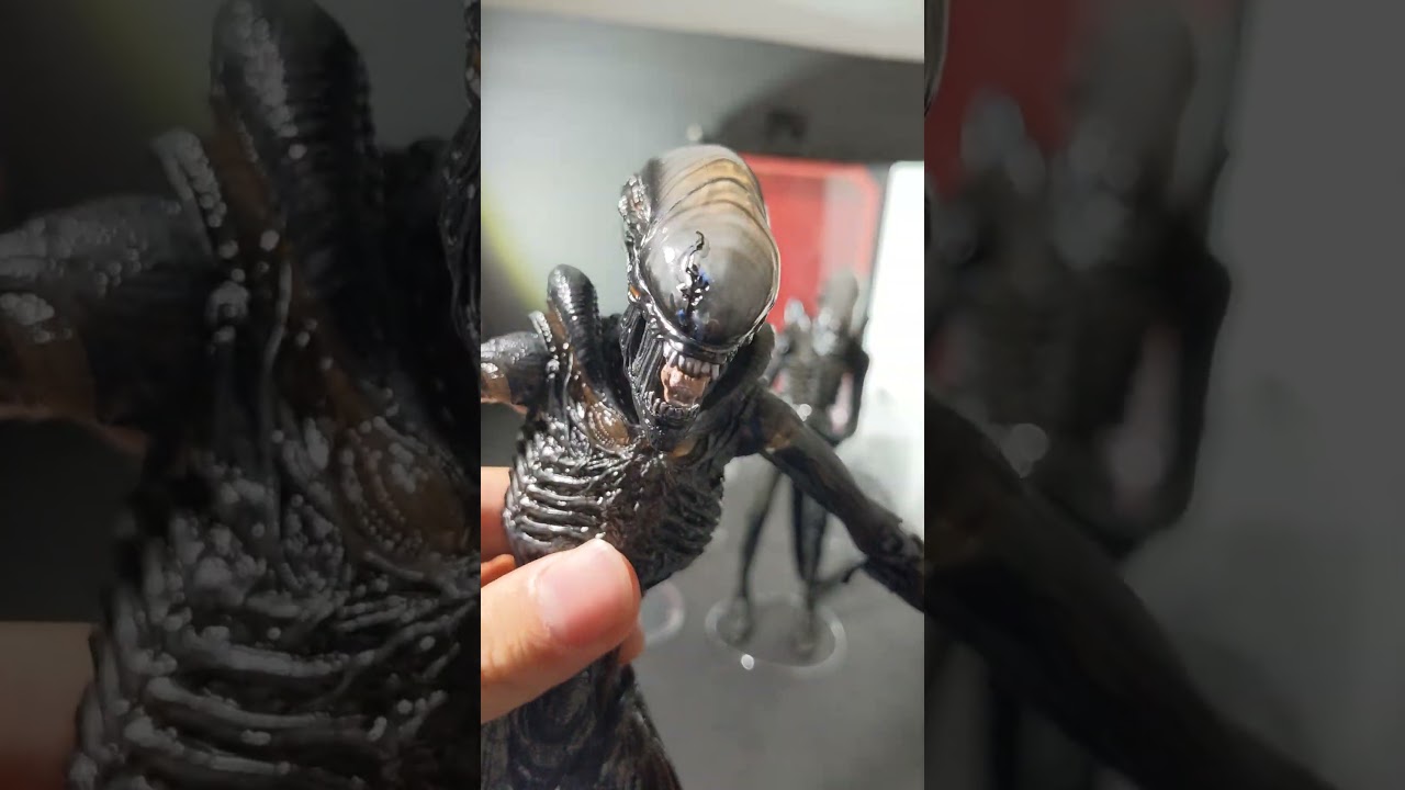 Neca Alien Romulus demo