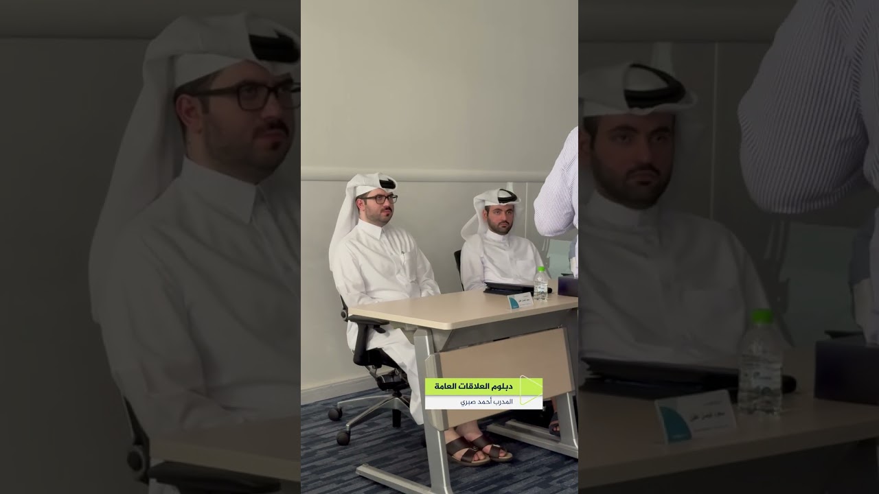جانب من دورة التواصل الرقمي للمؤسسات ضمن دبلوم التقديم التلفزيوني مع المدرب أحمد صبري