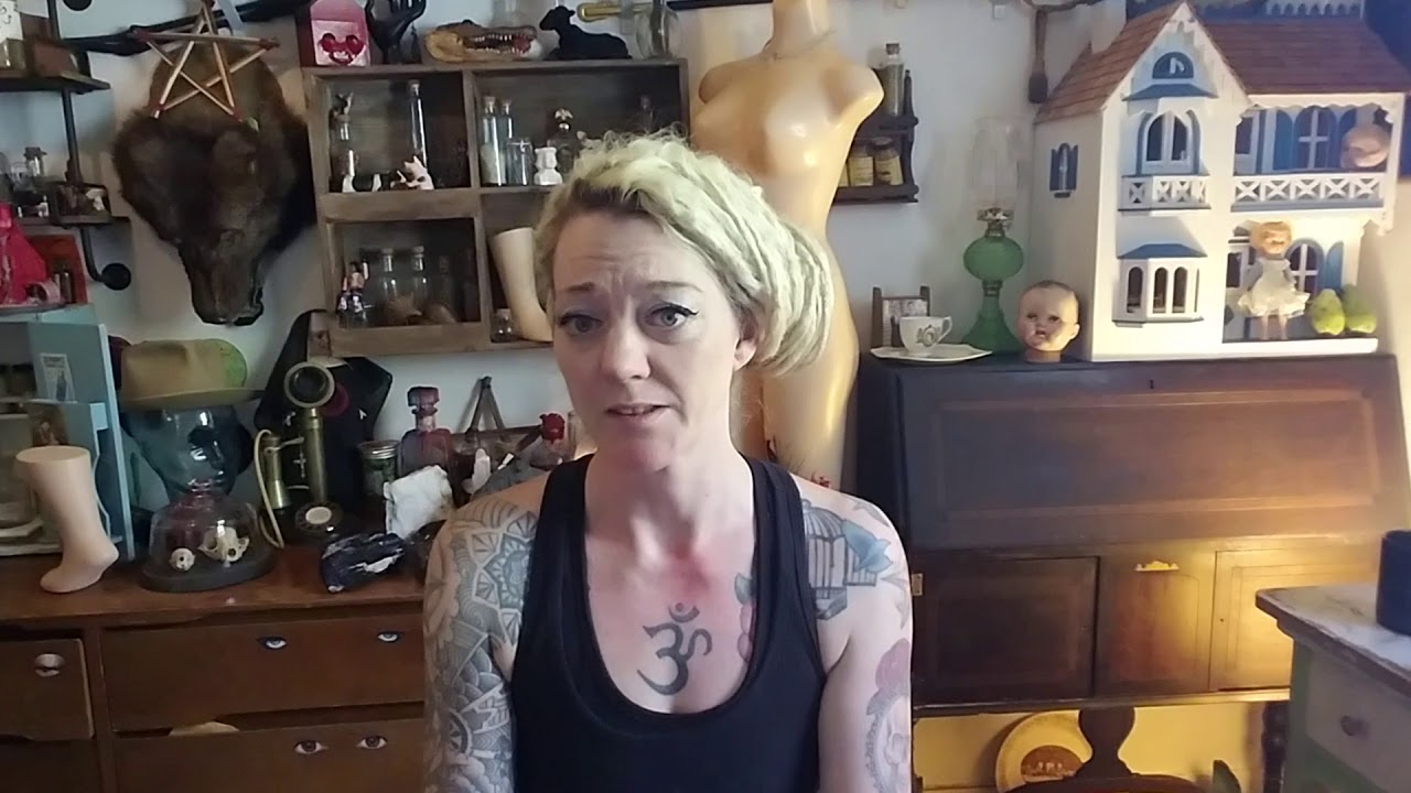 "Faery Honour" What to Avoid in Faery offerings- THE TAXIDERMY WITCH