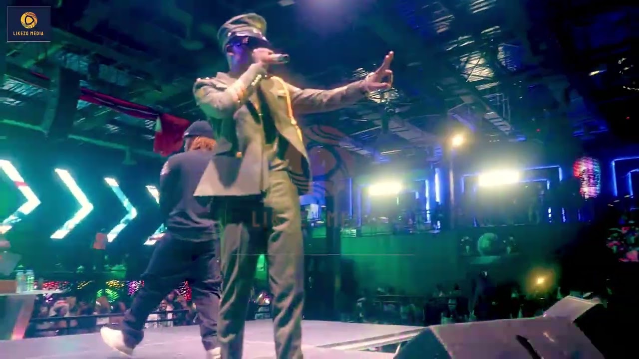 STAGE PERFOMANCE VIDEO (Chile one TRIPLE M. WAKULEKAFYE)