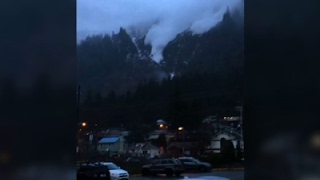 Juneau Resident Catches Avalanche on Phone