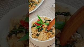 easy tofu recipe , tofu with basil leaves
