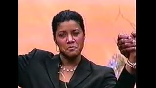 Did Juanita Bynum flip her lid over Linda Wilson