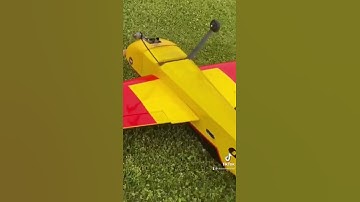 Rc giant plane crash watch the end so Fanny