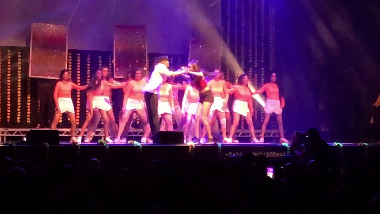 Hook Up - The Watford Colosseum Dance Show - YouTube