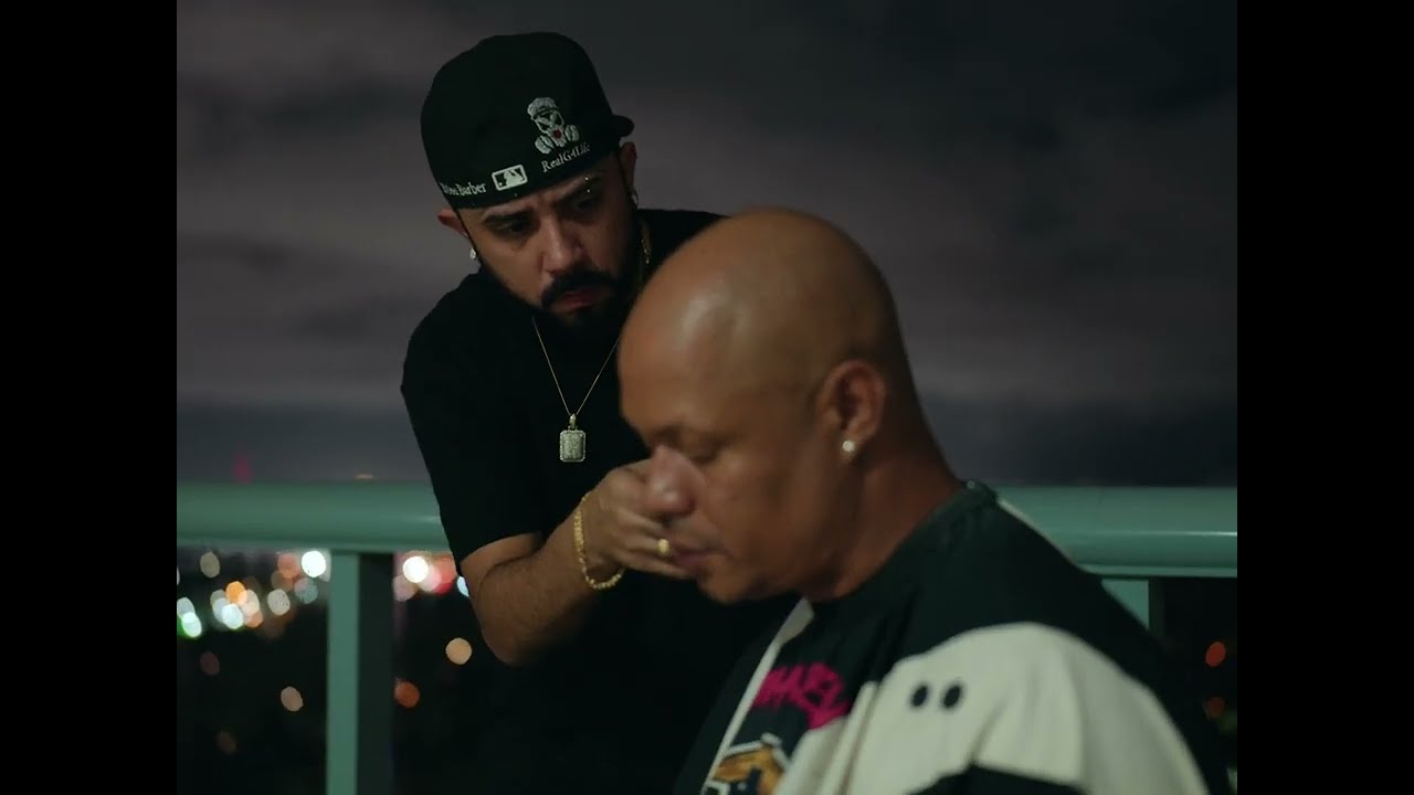 R1 La Esencia-TU ERE UN CLIENTE (OFFICIAL VIDEO)