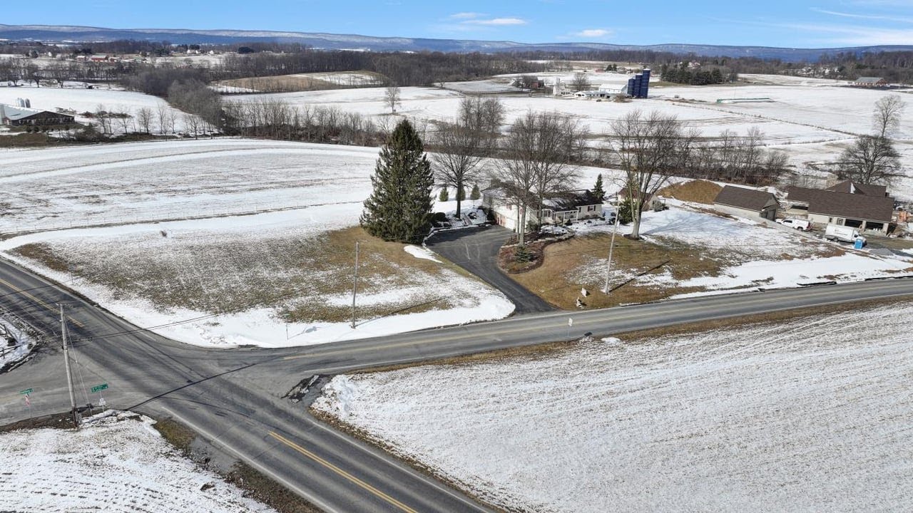 61 W Rosebud Rd, Myerstown, PA