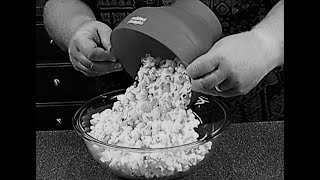 Kettle Corn, Quick & Easy Microwaved.  Don't buy another box of expensive microwave popcorn.