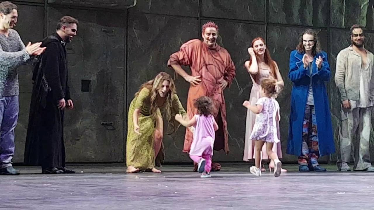 Notre Dame De Paris (saluti finali) 5/06/'16