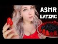 АСМР Итинг Клубника и Голубика 🍓🍇 ASMR Eating Strawberry and Blueberry (Eating Sounds)