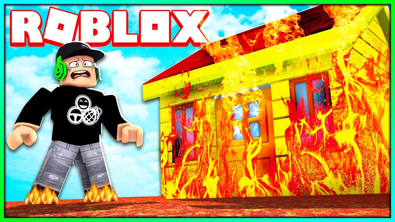 Horrific Housing but the FLOOR IS LAVA!! (Roblox Gameplay)