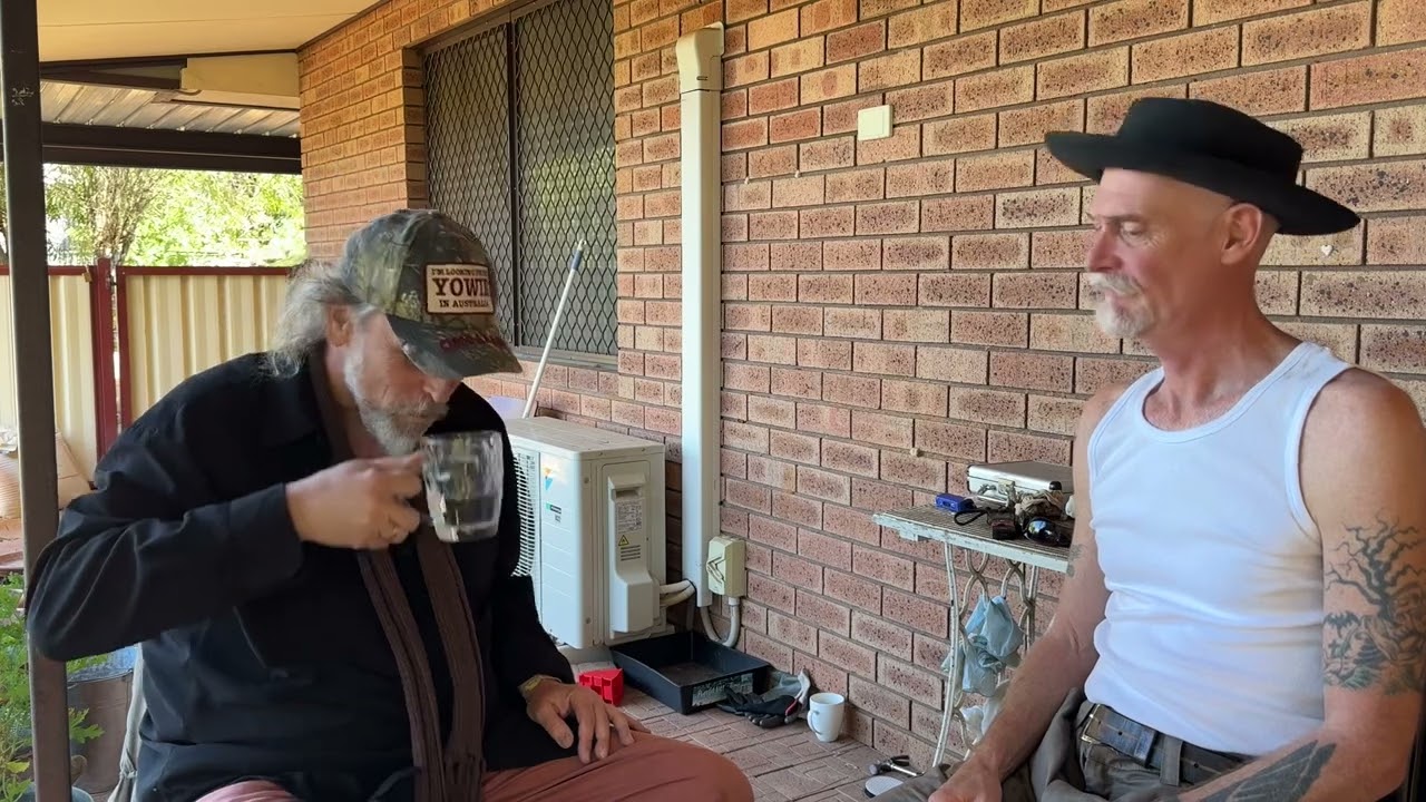 Yowie, Sasquatch - Hans interviews his good mate Captain, about his interesting encounters (P2)