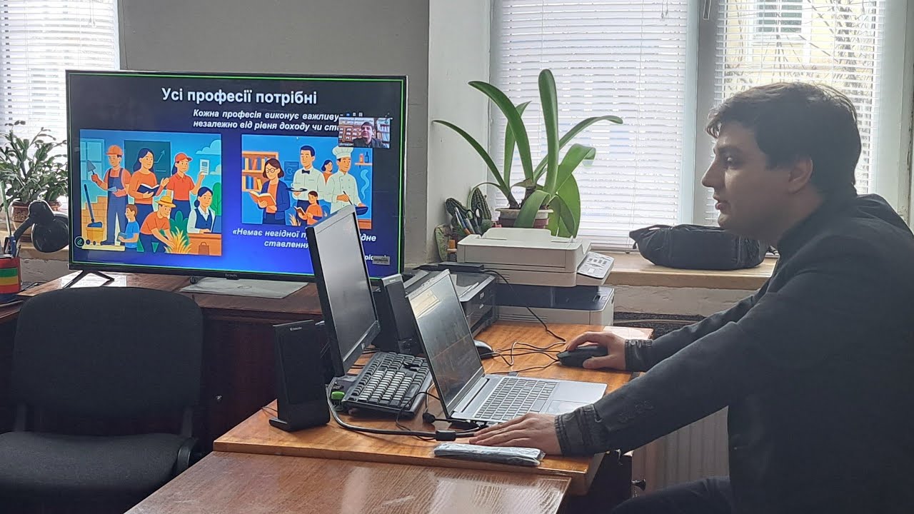 Повага до праці як основа гідного суспільства: думка одеського вчителя