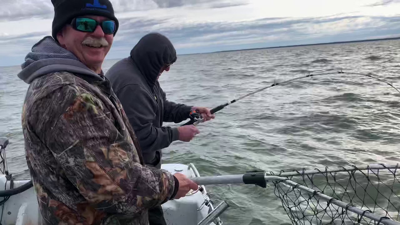 Big FISH on! Captain Michael Littlejohns client reels in a monster